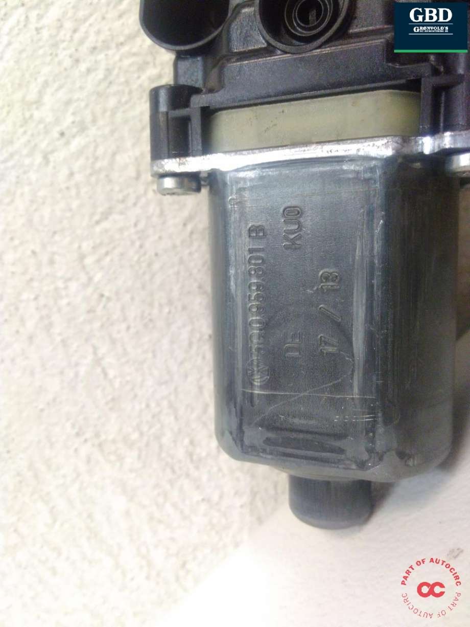 Ruteheis, kun motor, høyre foran til Audi A3 2012-2016 (Type III, Fase 1)  (BOSCH|5Q0 959 801 B|0 130 822 717|)
