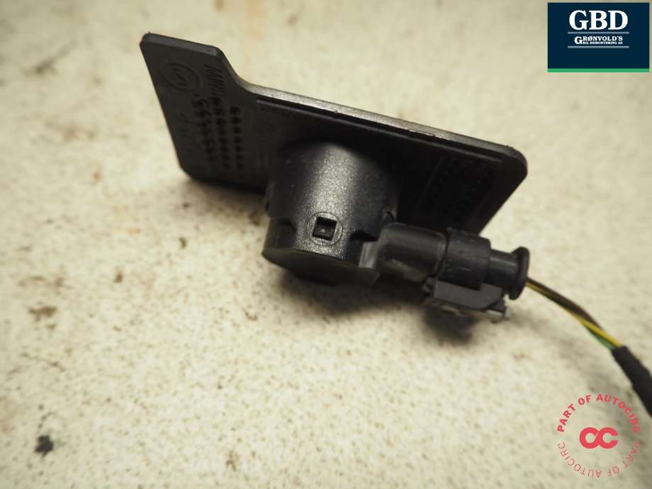 Parkeringssensor foran til BMW X5 2013-2018 (F15) (F15) (66 20 9 283 768|6620 9283200 02|)