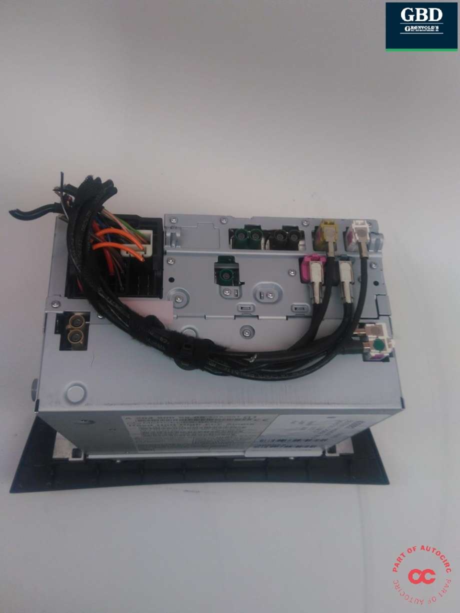 Bilstereo navigasjon til Mercedes C-Klasse 2011-2014 (Fase 2) (W204) (W204) (A 204 900 69 09|A 204 900 60 09|A 204 900 59 08)