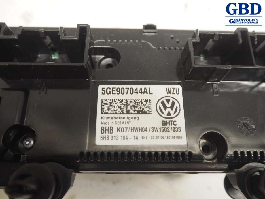 VW Passat, 2015-2019 (B8, Fase 1) (5GE 907 044 AL|5HB 013 104 14)