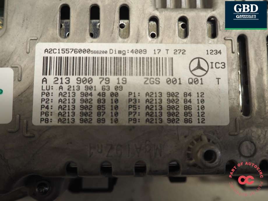 Instrumentpanel til Mercedes E-Klasse 2016-2023 (W213) (W213) (A 213 900 79 19|A 213 900 31 30|)