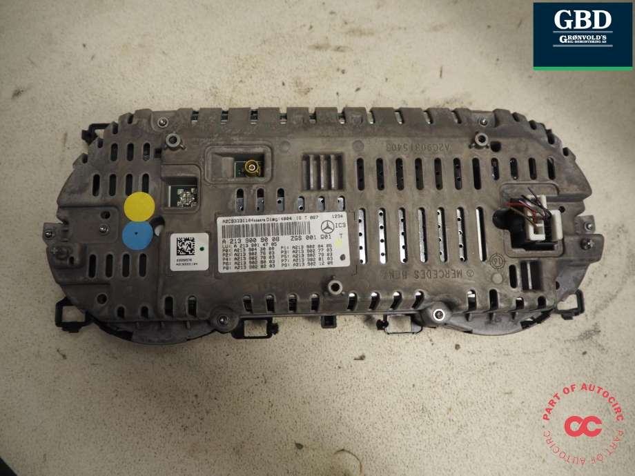 Instrumentpanel til Mercedes E-Klasse 2016-2023 (W213) (W213) (A 213 900 90 08|A2139009616| A2139014705|A 213 900 19 30)
