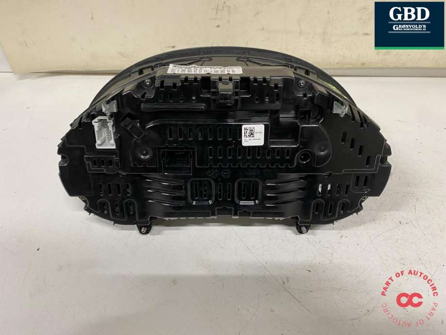 Instrumentpanel til Mercedes C-Klasse 2014-2018 (Fase 1) (W205) (W205) (A 205 900 42 27|A 205 900 96 29|A 205 900 42 27 80)