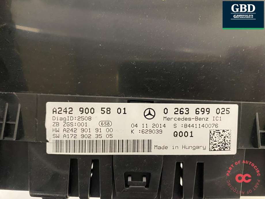 Instrumentpanel til Mercedes B-Klasse, electric drive 2014-2018 (W242) (W242) (A 242 900 58 01|A 242 900 80 01|A 242 900 58 01 80)