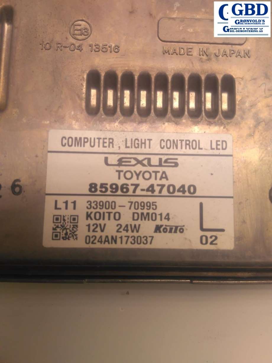 Toyota Prius, 2016- (Type IV, COMBI) (TOYOTA/KOITO|81108-47560|85967-47040|33900-70995)