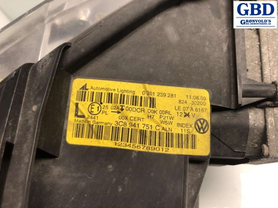 VW CC, 2008-2012 (Passat CC) (3C8 941 753 C|3C8 941 751 C)