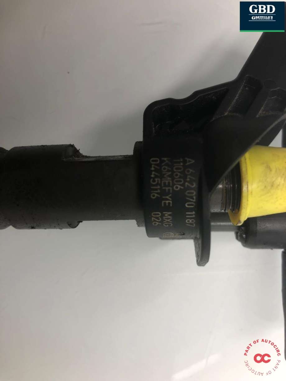 Dyse innsprøyting diesel til Mercedes CLS 2011-2017 (C218) (C218) (A 642 070 11 87|A 642 070 11 87 80|)