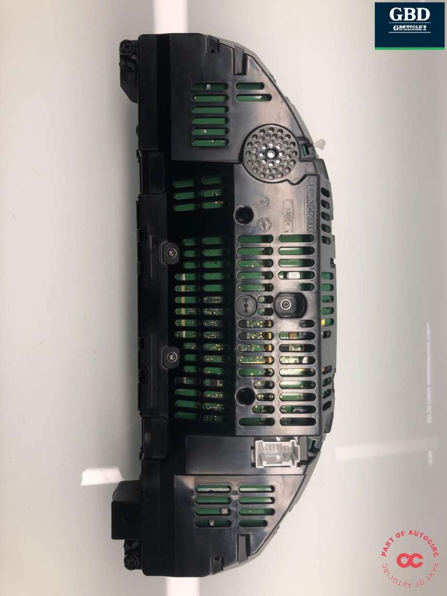 Instrumentpanel til Mercedes CLS 2011-2017 (C218) (C218) (VDO|A 218 900 73 02|A 218 900 73 02 80|)