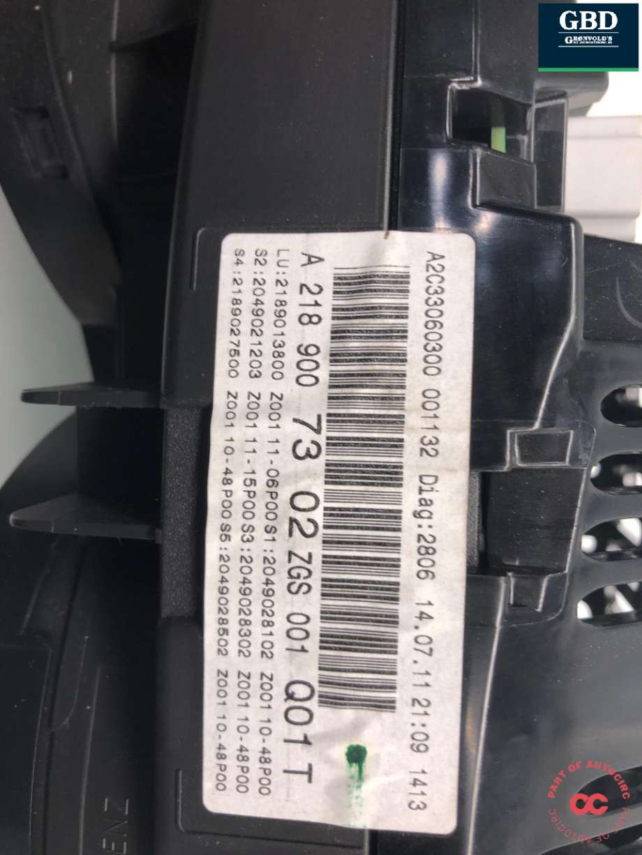 Instrumentpanel til Mercedes CLS 2011-2017 (C218) (C218) (VDO|A 218 900 73 02|A 218 900 73 02 80|)