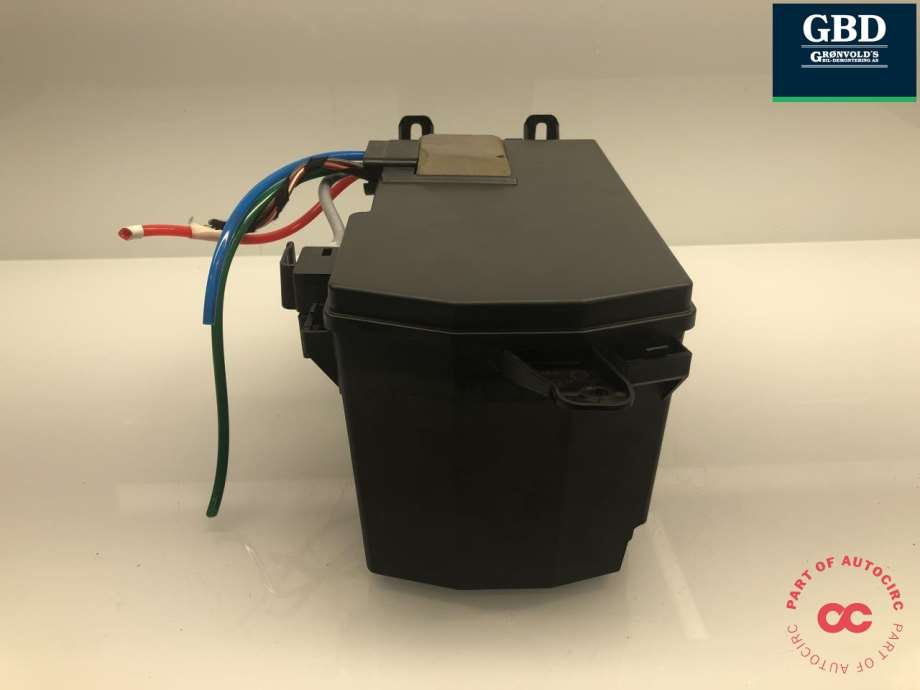 Mercedes CLS, 2011-2017 (C218) (BOSCH|A 212 320 01 04)