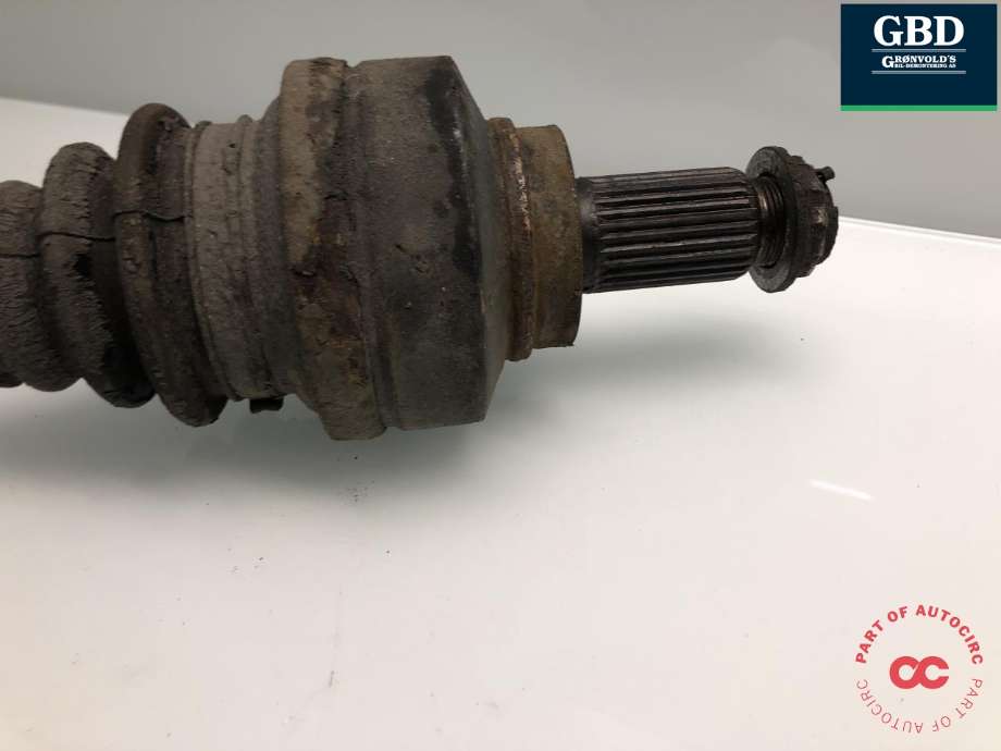 Drivaksel venstre bak, diesel/automat til BMW 4-Serie 2013-2020 (F32/F33/F36) (F32/F33/F36) (33 20 7 597 689|7 597 689 AI 05|)
