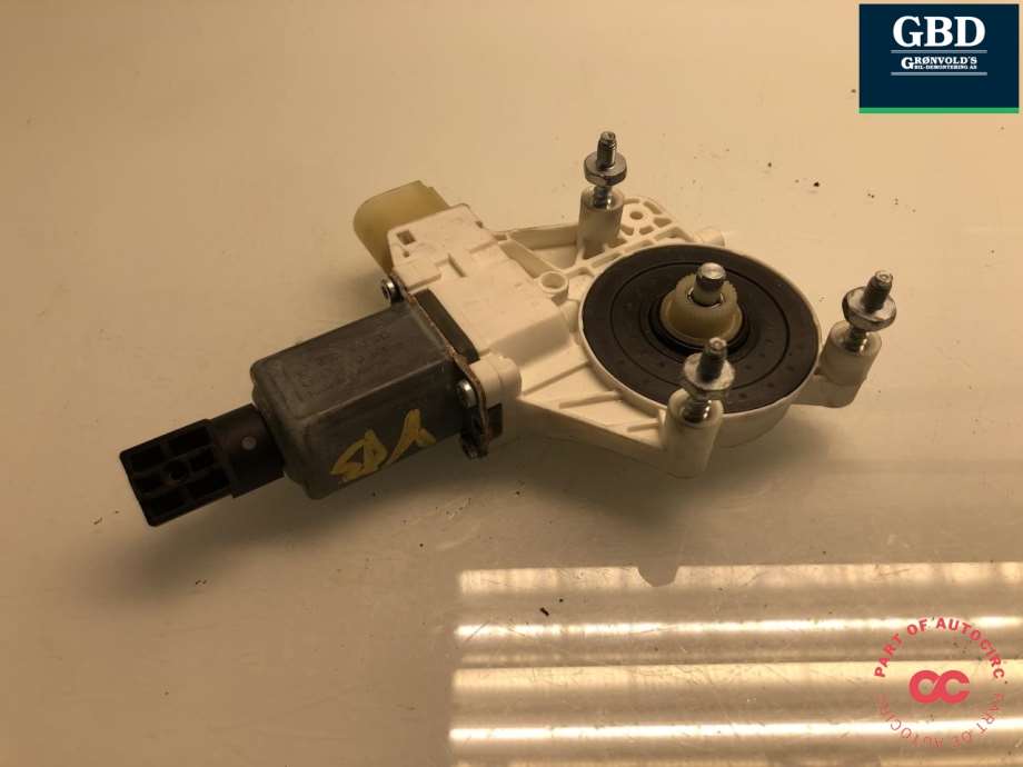 BMW 4-Serie, 2013-2020 (F32/F33/F36) (BOSCH|67 62 7 046 031)