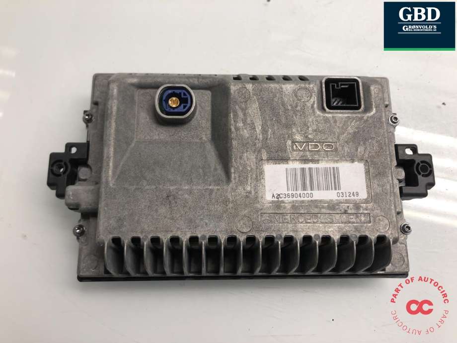 Bilstereo navigasjon skjerm til Mercedes C-Klasse 2011-2014 (Fase 2) (W204) (W204) (A 172 900 39 04|A 172 900 85 00|A 172 901 65 00)