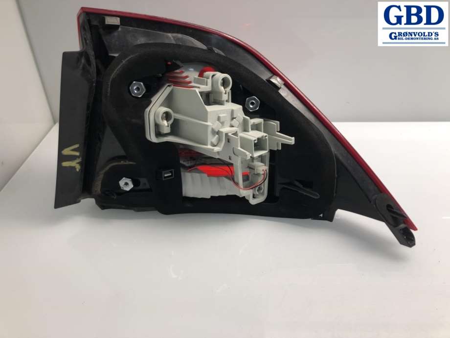 Volvo S60, 2014-2019 (Type II, Fase 2) (31395930)