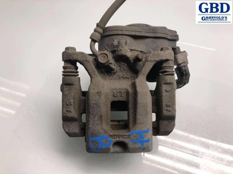 Toyota RAV4, 2019- (Type V) (4783042100|4631033010)