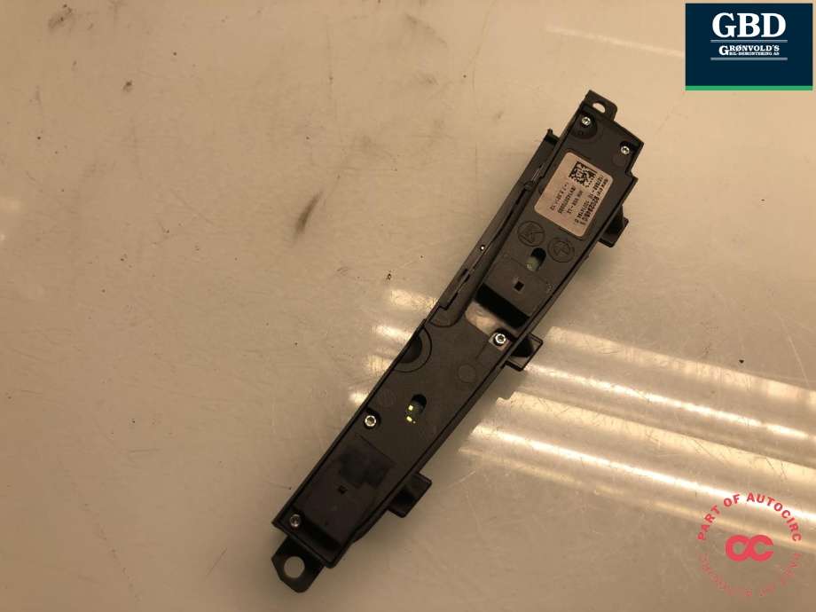 Bryter (ESP - Electronic Stability Program) til BMW 5-Serie 2010-2017 (F10/F11) (F10/F11) (61 31 9 267 892|9202948/03|)