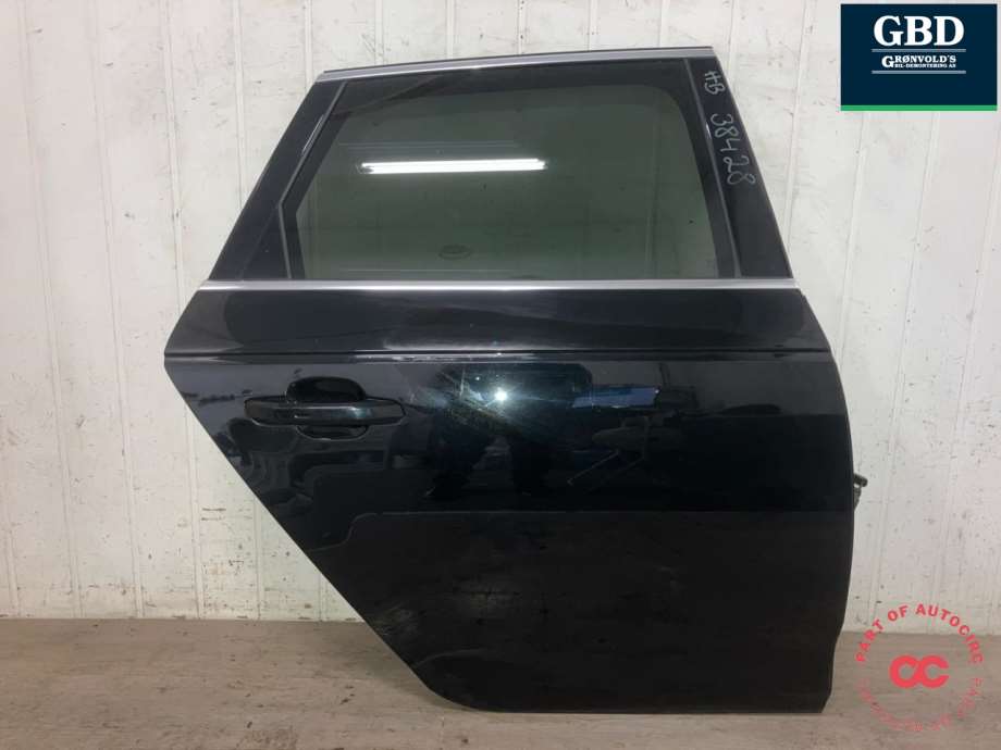 Audi A4, 2015-2019 (Type V, Fase 1) (B9)(|8W9 833 052 E)