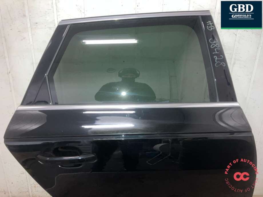 Audi A4, 2015-2019 (Type V, Fase 1) (B9) (8W9 833 052 E)