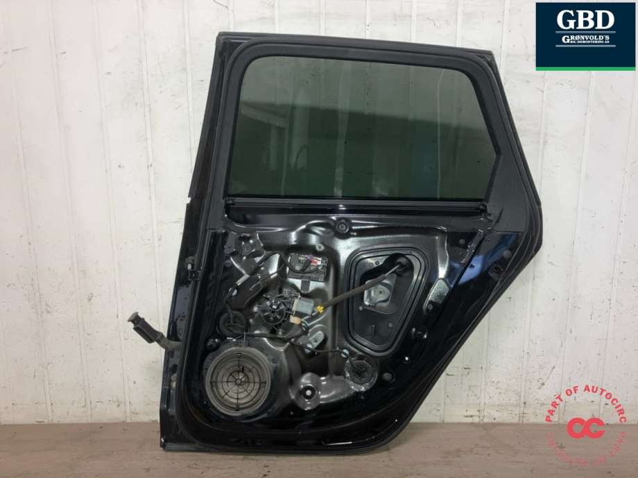 Audi A4, 2015-2019 (Type V, Fase 1) (B9) (8W9 833 052 E)