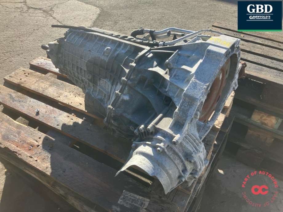 Audi A4, 2015-2019 (Type V, Fase 1) (B9) (TCC|0CL 300 042 C)
