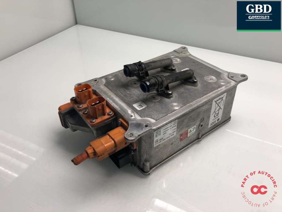 Audi A3, 2012-2016 (Type III, Fase 1) (VW AG|5QE 915 682 BG|5QE 915 682 BL)