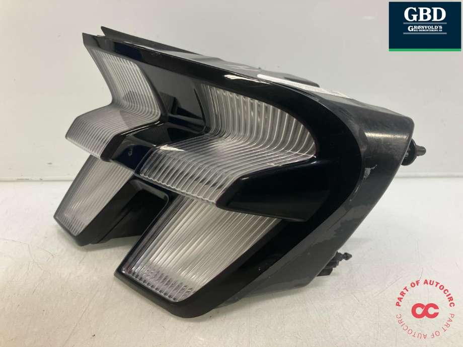 Baklykt høyre ytre til Ford Mustang Mach-e 2020-->>  (2522787|LJ8B-13404-AE|)