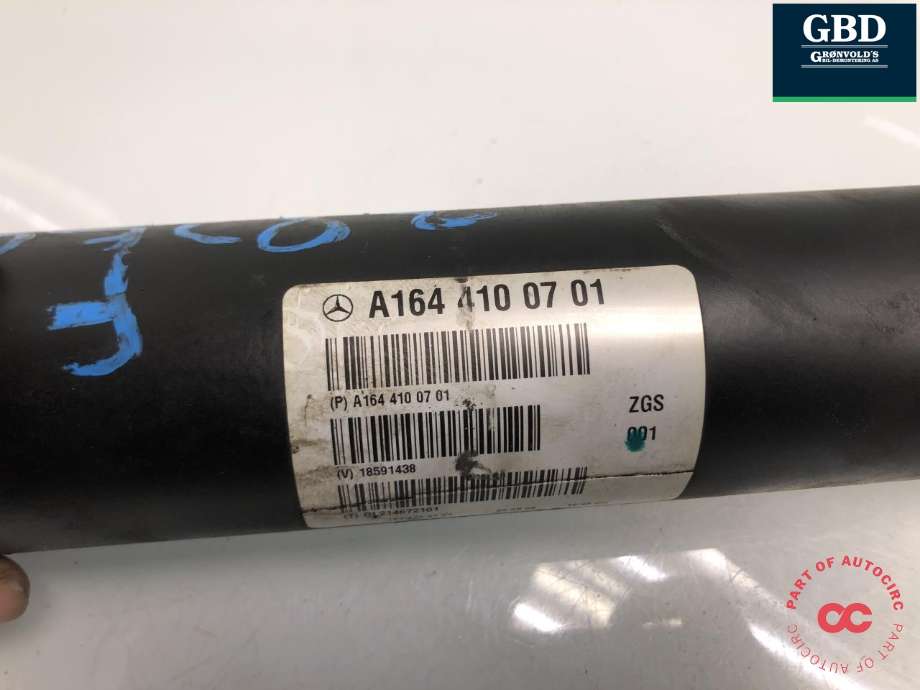Mellomaksel fremre til Mercedes ML 2005-2011 (W164) (W164) (A 164 410 07 01|A 164 410 07 01 80|)