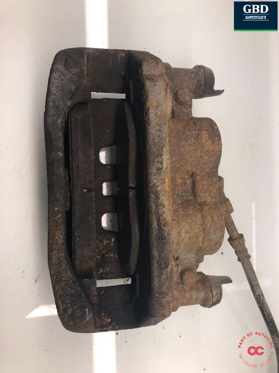 Bremsecaliper venstre foran til Mercedes Vito 2014-->> (W447) (W447) (A 447 420 00 83|A 447 420 84 00|)