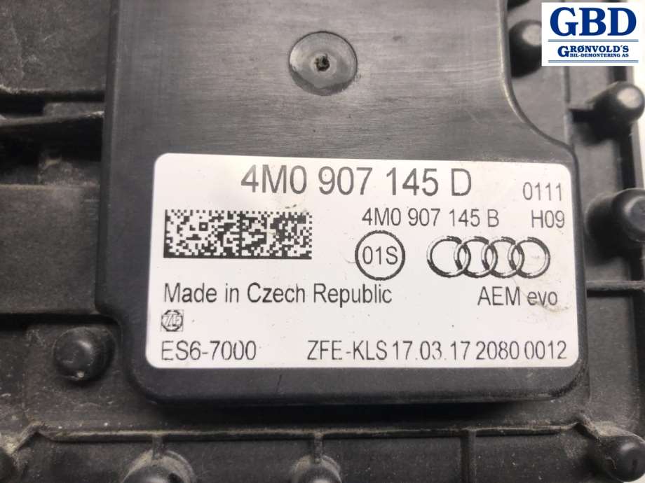 Audi Q7, 2015- (Type II) (4M0 907 145 D)