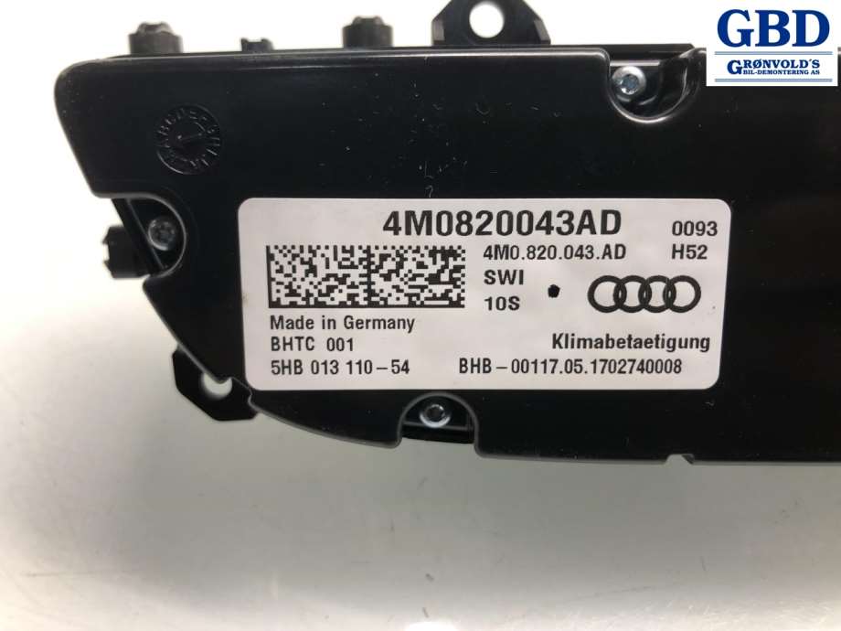 Audi Q7, 2015- (Type II) (4M0 820 043 AD)