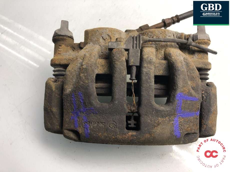 Bremsecaliper høyre foran til Mercedes Vito 2014-->> (W447) (W447) (A 447 420 01 83|A 447 420 85 00|)