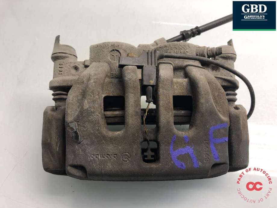 Bremsecaliper høyre foran til Mercedes Vito 2014-->> (W447) (W447) (A 447 420 01 83|A 447 420 85 00|)