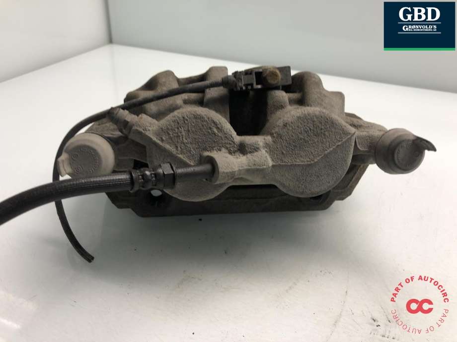 Bremsecaliper høyre foran til Mercedes Vito 2014-->> (W447) (W447) (A 447 420 01 83|A 447 420 85 00|)