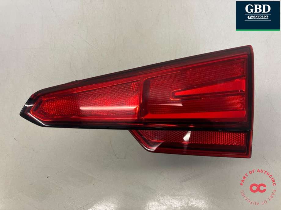 Baklykt høyre indre til Audi A4, 2015-2019 (Type V, Fase 1) (B9) (B9) (8W5 945 076)