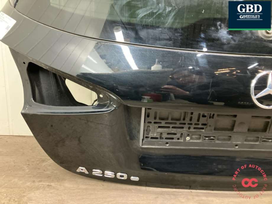 Mercedes A-Klasse, 2018- (W177) (A 177 740 14 00)