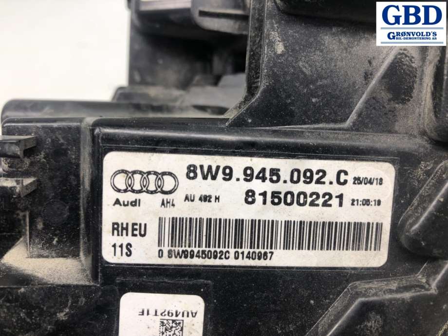 Audi A4, Allroad, 2016- (Type II) (B9) (8W9 945 092 C)