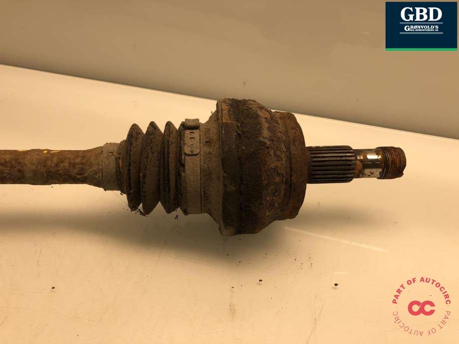 Drivaksel venstre bak, diesel/automat til Mercedes E-Klasse 2002-2006 (Fase 1) (W211) (W211) (A 211 350 01 16|A 211 350 03 56|A 211 350 02 02)