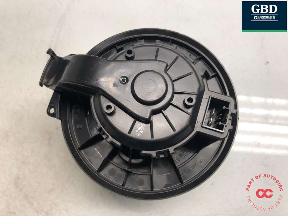 VW E-Up, 2013-2019 (BOSCH|12E 820 015|12e 820 015)