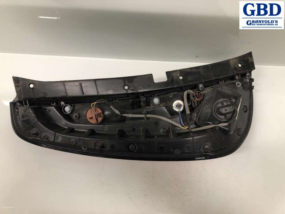 Kia Soul, 2014-2019 (Type II) (92402E 4020)