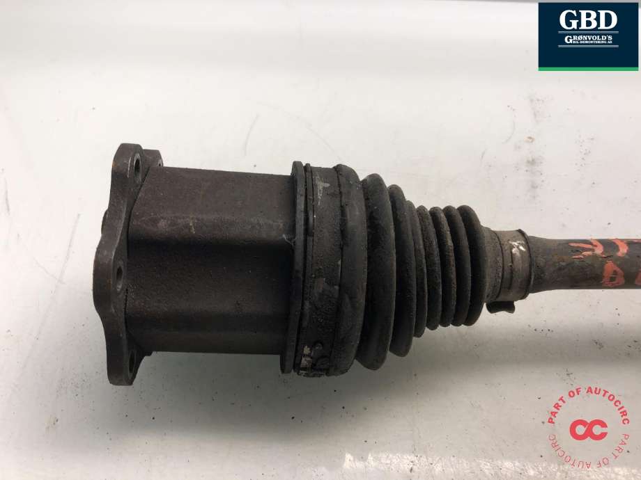 Drivaksel høyre foran, bensin/automat til Porsche Panamera 2009-2017 (Type I) (970) (970) (970 349 038 06|970 349 038 04|970 349 038 03)