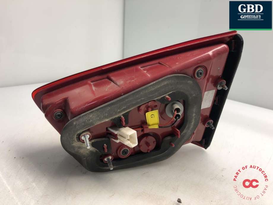 Baklykt venstre indre til Kia Sportage 2010-2016 (Type III)  (92405 3W010|)