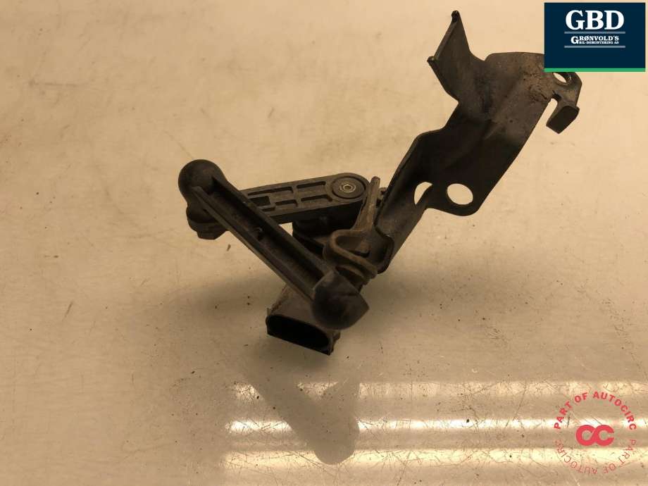 Sensor nivå, høyre foran til BMW X1 2015-2022 (F48) (F48) (37 14 6 870 200|6 870 200|)