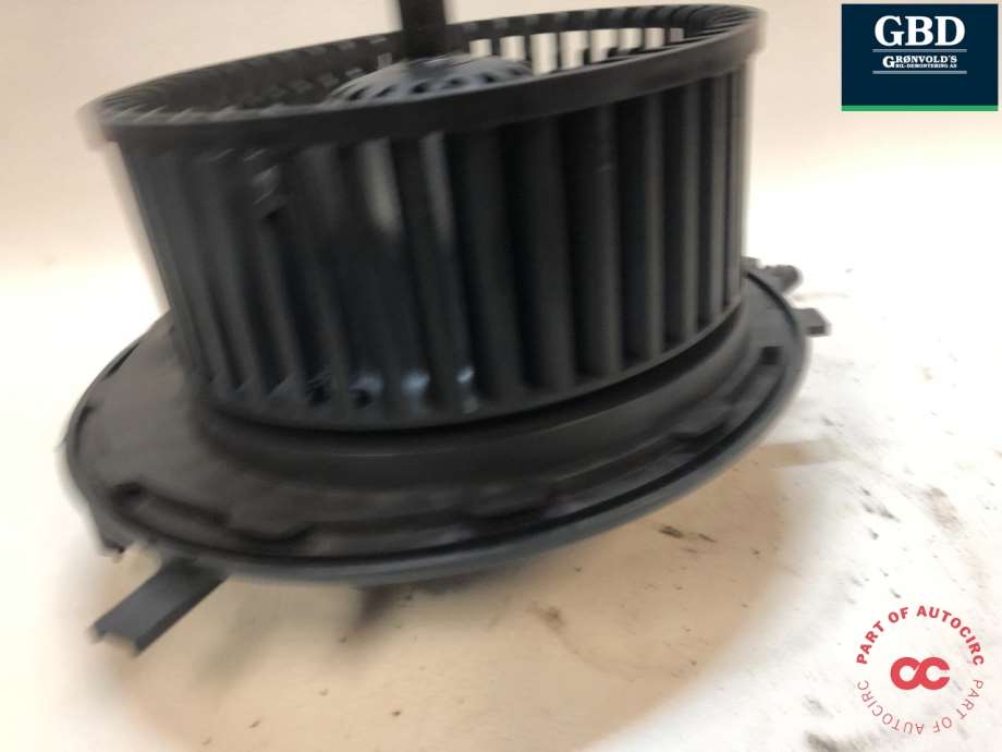 VW Touran, 2015-2021 (Type II) (VALEO|5WB 819 021 A|3Q1 819 021 C)