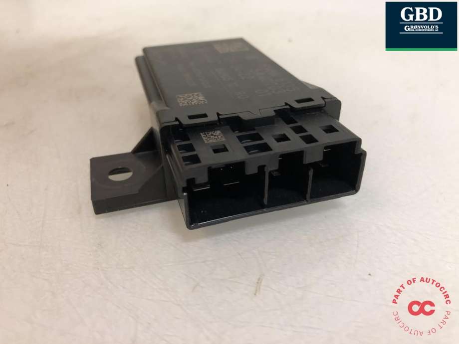 Styreenhet sete til BMW iX 2021-->> (I20) (I20) (61 35 5 A6A 445|61 35 5 A40 703|6135 5A40703 01)