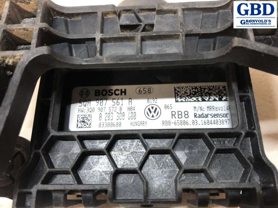 VW Touran, 2015-2021 (Type II) (BOSCH|5QA 907 561 A|5Q0 907 561 B)