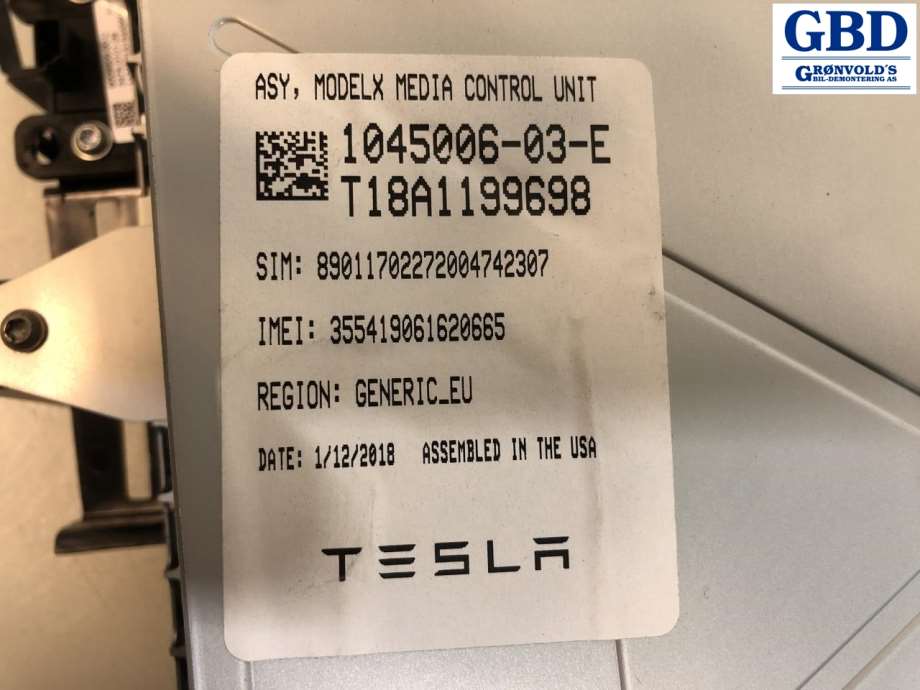 Tesla Model X, 2016- (1098010-90-C|1045006-03-E)