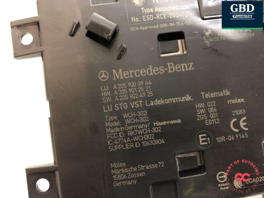 Dashbord telefon til Mercedes EQC 2019-->>  (A 205 900 75 49|A205 900 39 44|)