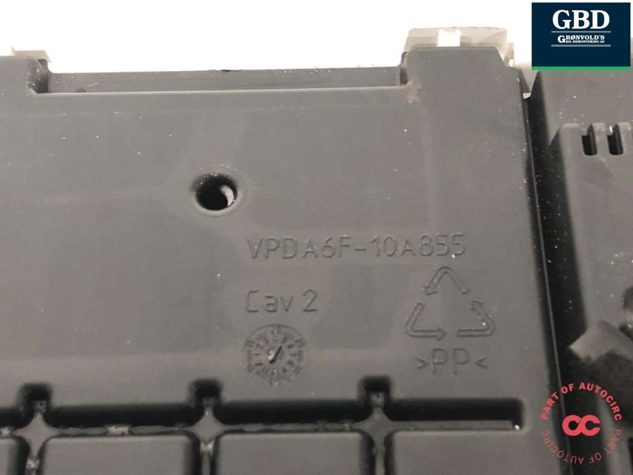 Instrumentpanel til Ford Fiesta 2013-2017 (Type VI, Fase 2)  (2086524|CUBT-10849-EAX|)