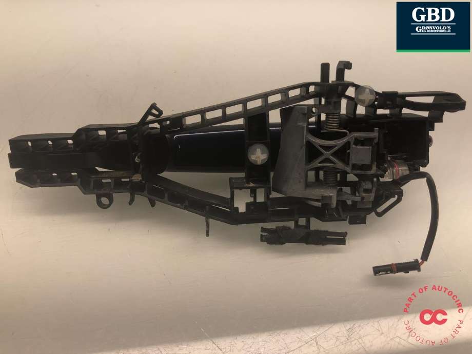 Dørhåndtak utv høyre bak til BMW M3 2014-2019 (F80) (F80) (51 21 7 242 568|51 21 7 207 562|)