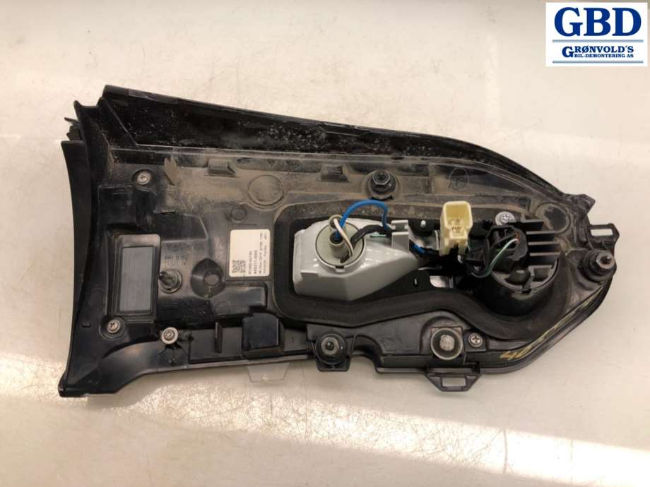 Toyota RAV4, 2019- (Type V) (8158142151|8158142150)